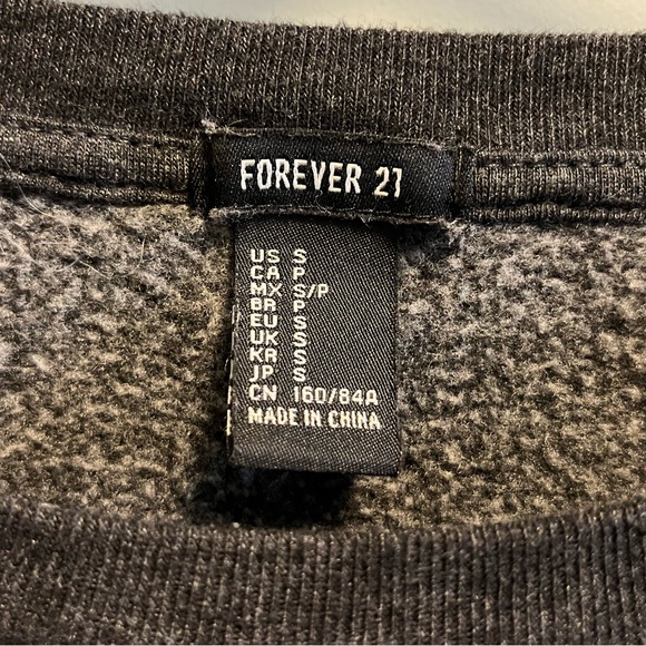Forever 21 Cat Graphic Sweatshirt - Picture 2 of 5